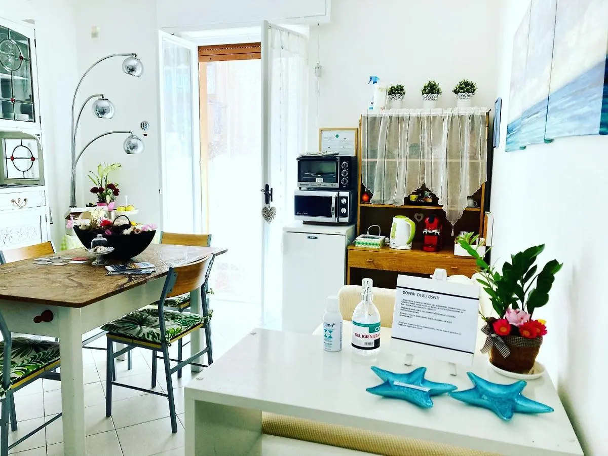 فندق مبيت وإفطار لافانيا B&B Le Bouganville